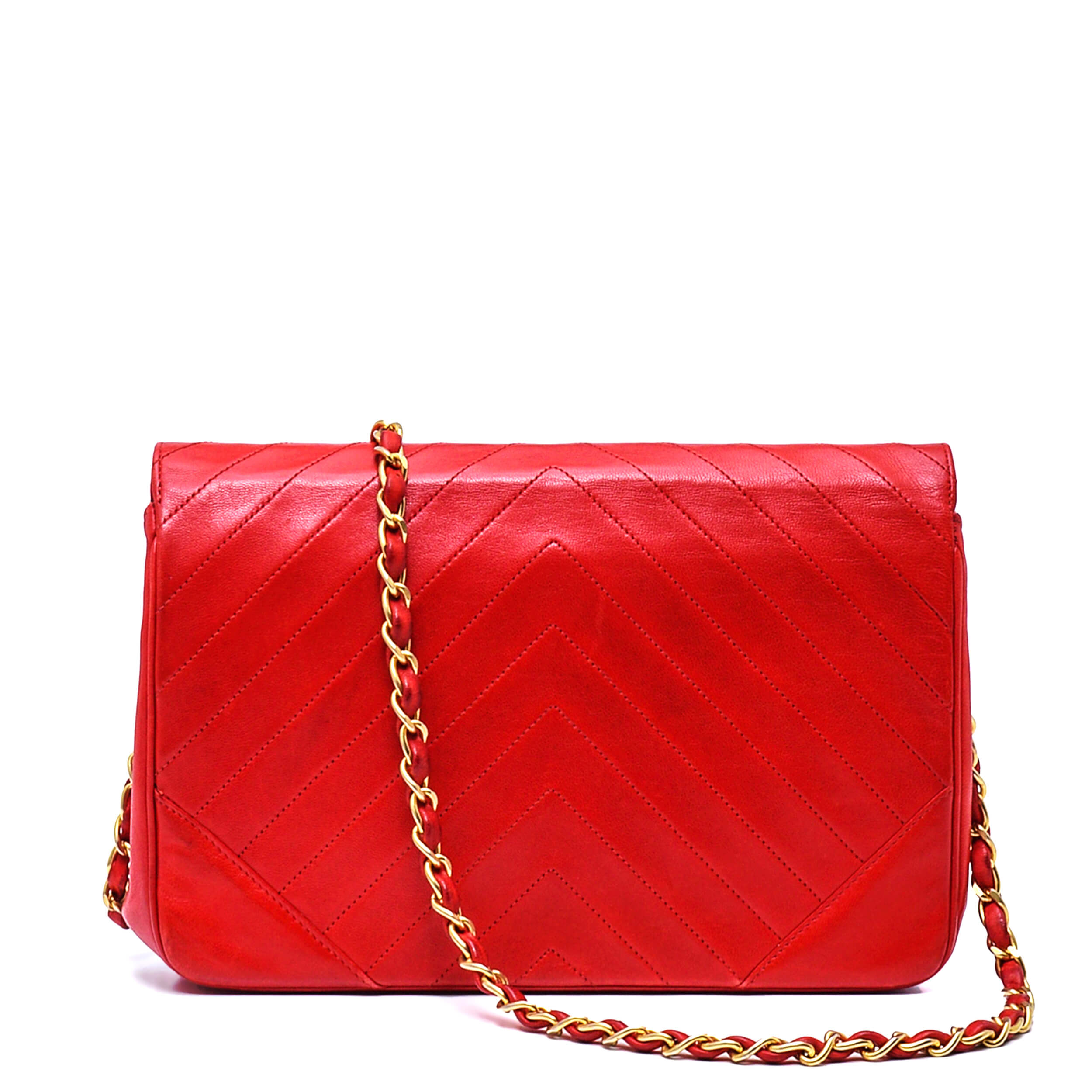 Chanel - Vintage Red Chevron Lambskin Leather Single Medium Flap Bag